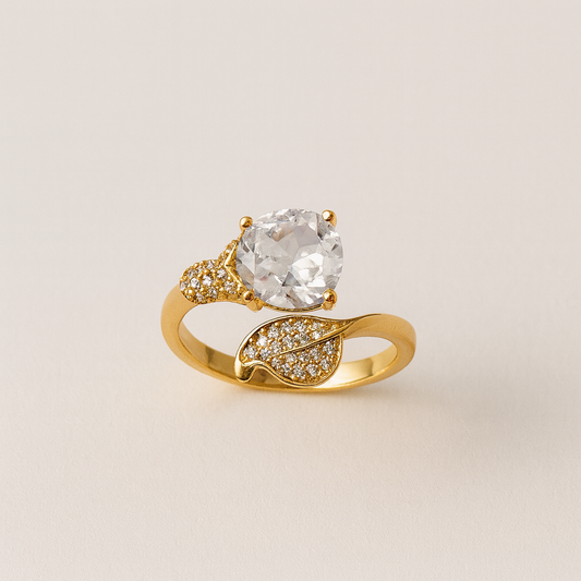 Crystal Leaf Ring – Elegant Artificial Jewelry with White Gemstone